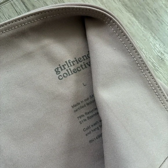 Girlfriend Collective bike shorts - Picture 7 of 8